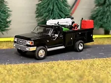 1/64 Custom 89 Ford F350 7.3l Idi Diesel Service Truck