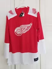 NHL Red Wings Dylan Larkin #71 Jersey - Mens SMALL- NEW