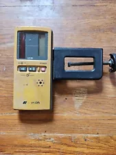 Topcon LS-30 Laser Receiver With Clamp