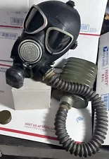 VINTAGE SOVIET RUSSIAN MILITARY PMK-2 GAS MASK W/ EXT HOSE & FILTER PMK 2 -