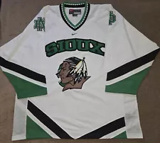 North Dakota Fighting Sioux Nike Hockey Jersey 2XL