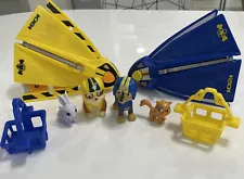 Paw Patrol Ultimate Rescue Chase Rubble Ultimate Hang Gliders Exclusive Complete