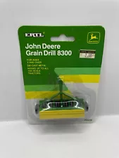 1/64 John Deere Grain Drill 8300