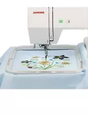 Janome Memory Craft 500E Computerized Embroidery Machine w/Color Screen + USB