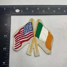 VTG CROSSED FLAGS USA & IRELAND IRISH AMERICAN Patch (Patriotic, USA) 281F