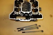 Kawasaki KLR600 KLR 600 B 1985 cylinder head engine motor DAMAGED