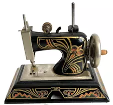 Casige Art Deco German Hand Crank Childs Toy Sewing Machine Vintage Model 1015