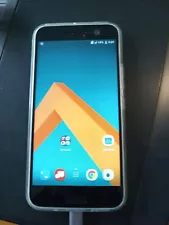 HTC 10 32GB Smartphone With Cases