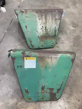 1963 Oliver 1600A Tractor Fenders