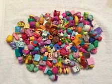 Shopkins Random Surprise Lot of 25 Figures No Duplicates