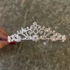 Princess Tiara Crown Swarovski Crystal Silver tone. Not Heavy. Great For Girls!