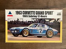 1963 Corvette Grand Sport 1965 Sebring Accurate Miniatures 1:24 Model Kit