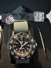 Luminox Navy SEAL Dive Watch Model 3001 Set