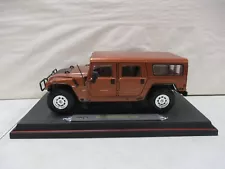 Maisto Hummer H1 10th Anniversary Edition 1/18