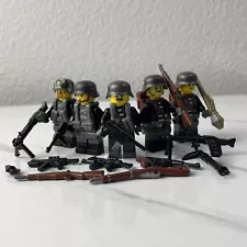 LEGO German WW2 Minifigure Lot #5 Soldiers Figures Accessories With/ Real Bricks