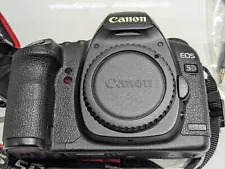 Canon EOS 5D Mark II Very Low Shutter Count