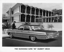 1962 Oldsmobile Super 88 Celebrity Sedan Press Photo 0062