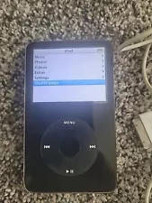 Apple iPod Classic 5th Gen 80GB MP3 Player - Black