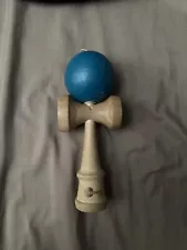 KENDAMA USA Sticky Ball