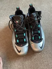 Size 10 - Nike Chuck Posite Metallic Silver