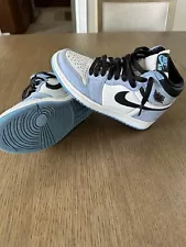 Size 5 - Jordan 1 Retro OG High University Blue