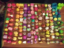 SHOPKINS Lot of 25-Random Characters-No Duplicates Mixed Seasons-Great Cond-USED