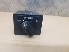 Nissan Patrol Y61 Diff Lock Switch control unit TD6 RD28 2.8 3.0 rear back