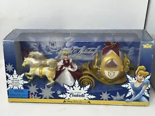 Rare Disney Cinderella Royal Holiday Carriage Playset 1998 Mattel New Worn Box