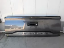 2016 2017 2018 2019 TOYOTA TACOMA REAR TAILGATE OEM W/CAMERA GRAY 36