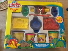 1999 Play Doh Dinosaur Set 22701 Volcano Erupts