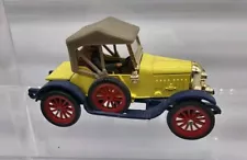 Dinky Toys 1913 Morris Oxford 1/43 Scale Diecast