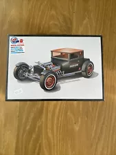 AMT 1925 Ford Model T Chopped T Model Kit 1:25 Scale Build 2 Cars Sealed