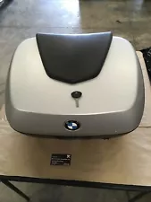 2010-2013 BMW R1200RT 49 LITER TOP CASE WITH KEY HAS RASH 240186