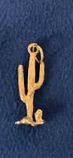 New 14k yellow solid Gold 3D saguaro cactus Pendant charm gift fine 1.27grams