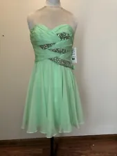 Sherri Hill Strapless Mint Green Jeweled Bodice Formal Prom Dress Size 10