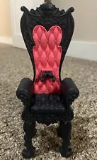 Monster High Deluxe Deadluxe High School Pink & Black THRONE CHAIR