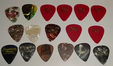 (17) Interesting HAWAII GUITAR PICK COLLECTION lot novelty music store etc