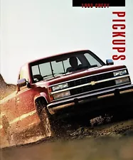 1993 Chevrolet Pickup Trucks Silverado Cheyenne 454 SS Dealer Sales Brochure