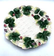 Vintage Fitz & Floyd Majolica Porcelain Berry Vine Woven Round Plate Taiwan 1990