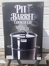 Pit Barrel Cooker Classic Original 18.5" Charcoal Barrel Cooker 8 hooks + 2 rods