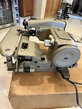 Chandler - Mini Skipper Portable Blindstitch Sewing Machine (blind stitch - hem)