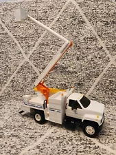 FPL White GMC Topkick Electric Utility Bucket Truck Florida Power & Light Bank