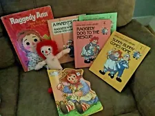 Vintage Raggedy Ann Books plus MORE!,,, Lot A