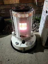 KERO-SUN OMNI 105 Model H Portable Kerosene Heater 19,500 BTU. Made In Japan.