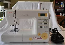 Janome Magnolia 7330 Computerized Sewing Machine *AS IS* Pleas Read Description