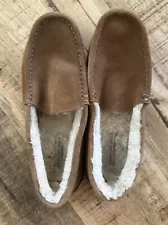 American Eagle Comfy Slippers - Small