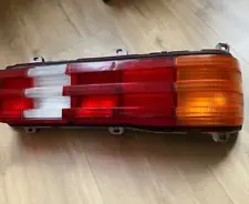 MERCEDES W123 SALOON COUPE REAR TAIL LIGHT LAMP LEFT 123 820 51 64.