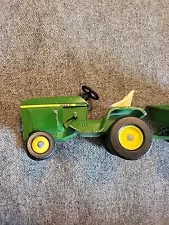 Vtg 1980s Ertl 1/16 Scale John Deere Model 400 Garden Tractor & Trailer Wagon