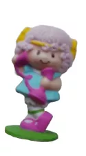 Vintage Strawberry Shortcake Miniature Angel Cake Mint Condition Still Scented!