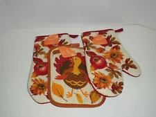 Fall Pot Holder And Oven Mitts Sunflower Apples Set Of 3 NEW Nice